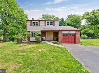 112 Lakeview Dr, Exton, PA 19341