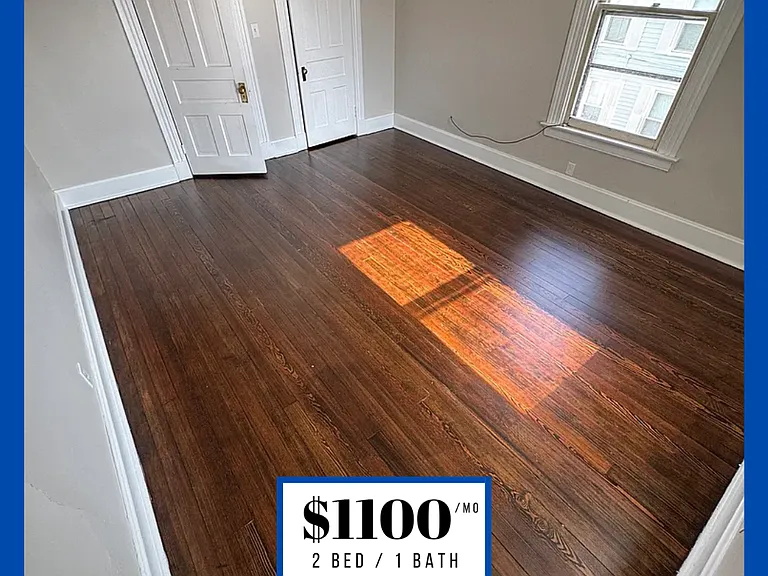 221 Eaton Ave #UP — Photo 2