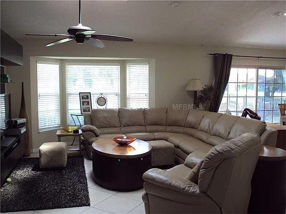 4th image of 3338 Silverpond Dr