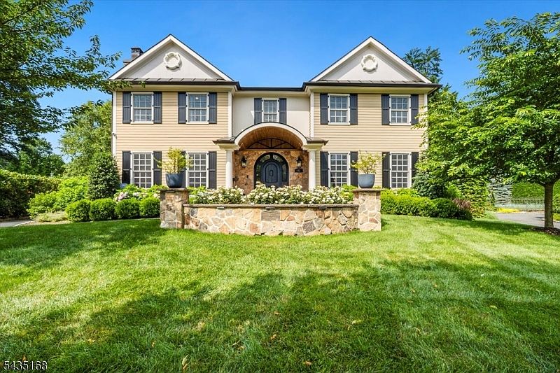 1st image of 63 Addison Dr