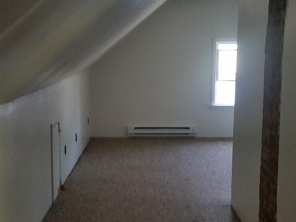 4th image of 1026 W 23rd St