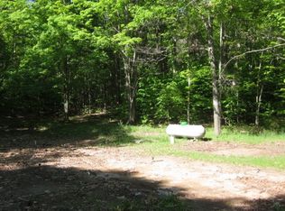 3577 W Cheney Rd, Maple City, MI 49664