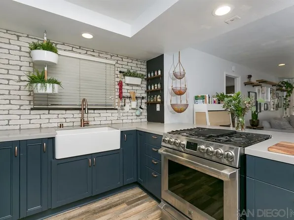 140 Mangano Cir, Encinitas, CA