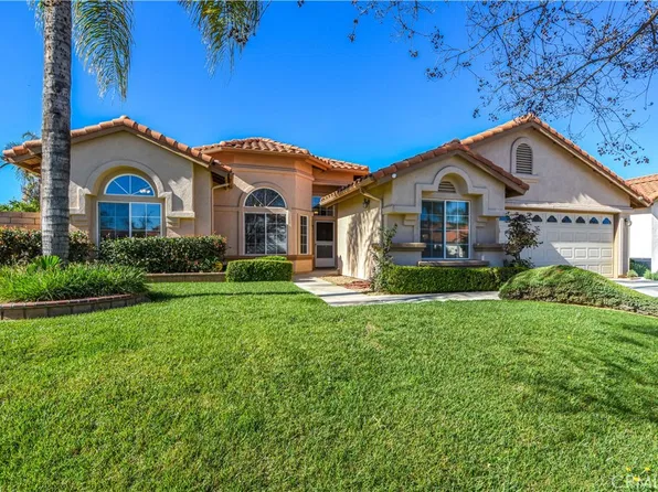 1867 Cashew Tree St, Hemet, CA 92545