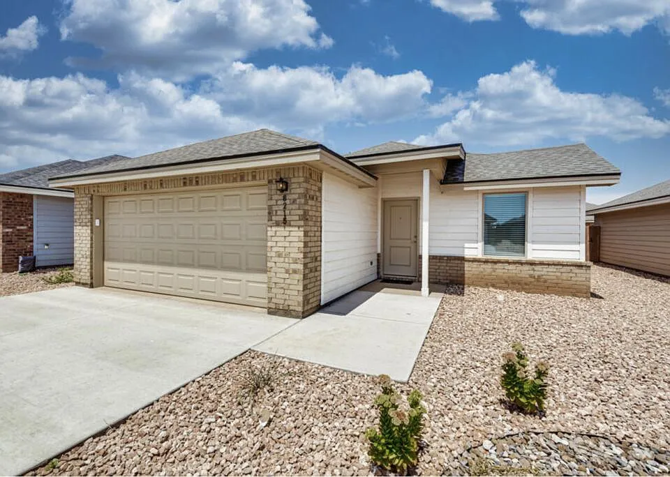 8219 E County Road 111