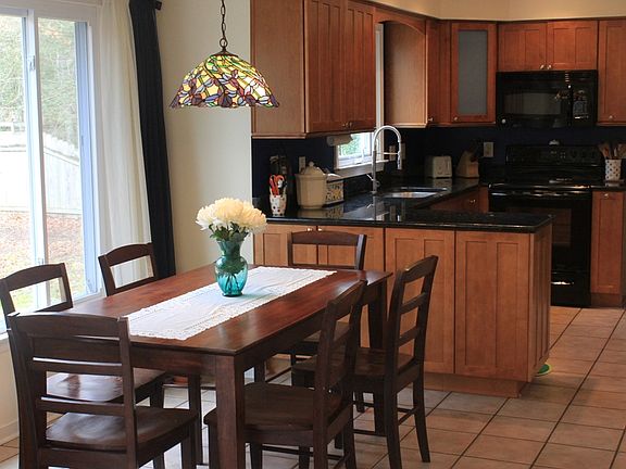 breakfast nook