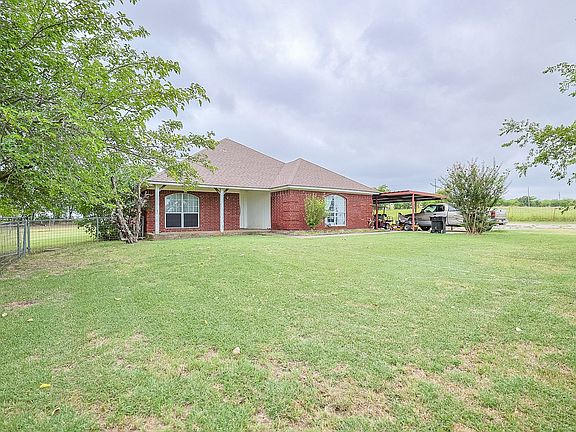 3rd image of 651 Gregory St #1