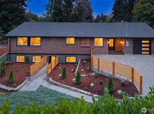 4021 Sunset Drive W, University Place, WA 98466