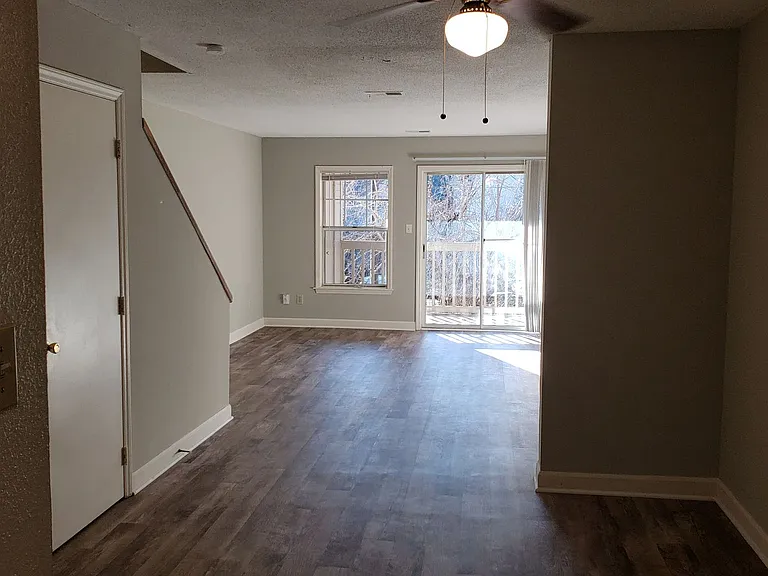 2506 Avent Ferry Rd — Photo 13