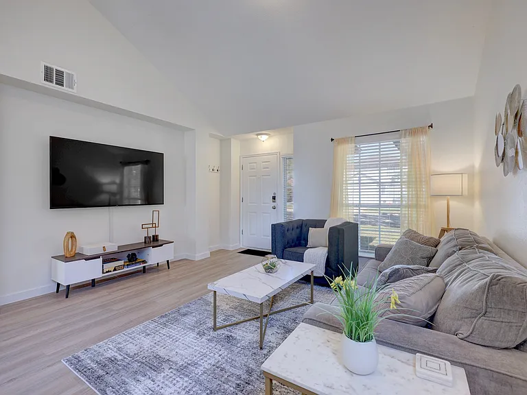3409 Kissman Dr — Photo 8