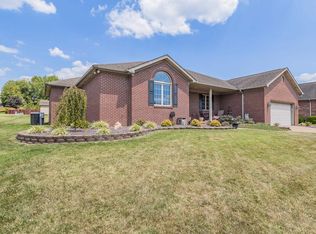 3546 Keystone Hills Dr, Evansville, IN 47711