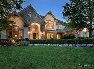 1870 S Matthew Ct, Libertyville, IL 60048