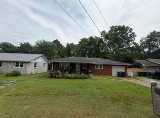 746 Plainview Dr, Madisonville, KY 42431