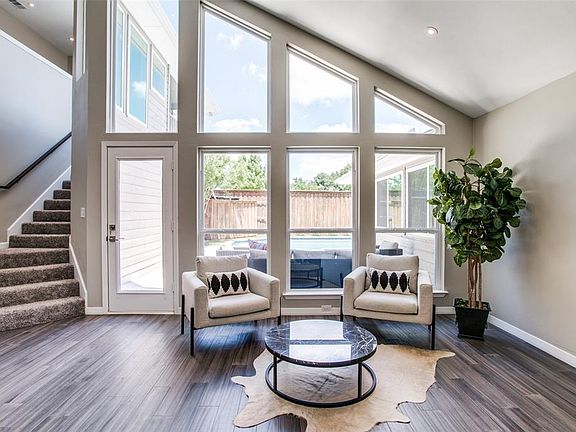 5th image of 7215 Crooked Oak Dr