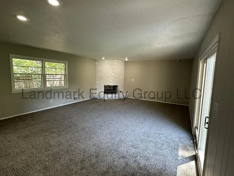 7405 Blue Ridge Blvd — Photo 5