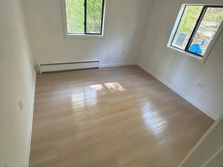 14 Woodland Cir S — Photo 7