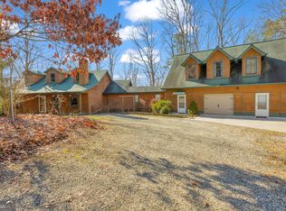 215 Stonehedge Dr, Clarkesville, GA 30523