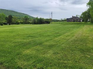 Penns Dr, McConnellsburg, PA 17233