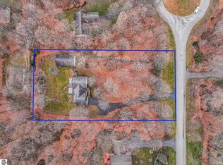 9685 Woodys Run, Traverse City, MI 49684