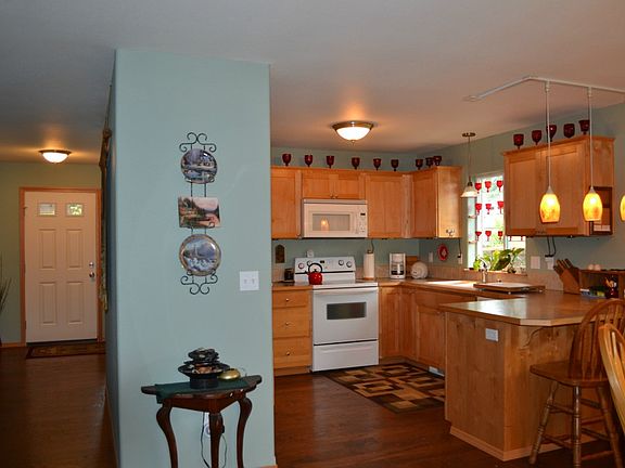 Kitchen and Entryway