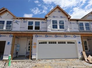 5091 Shepherds Gln, Willoughby, OH 44094