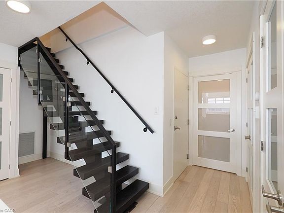 2nd image of 112 Benton St #710