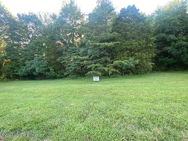 2nd image of 19 Mallard Pointe Rd