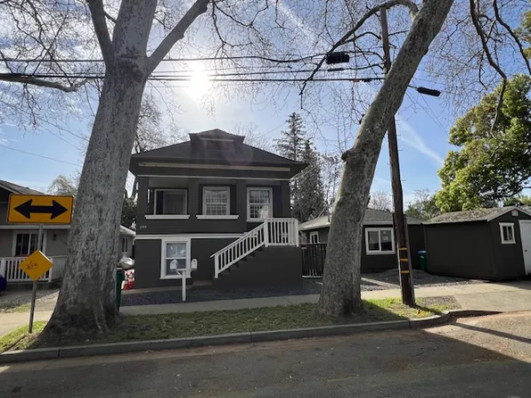 201 W 20th St APT A, Chico, CA 95928