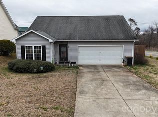 90 Elm St, Morganton, NC 28655