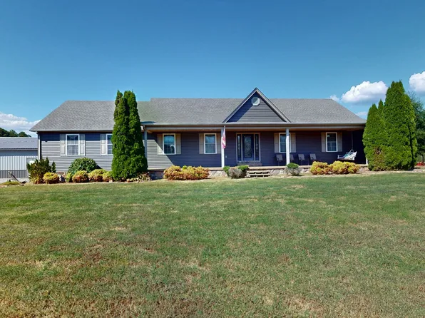 1748 Buffalo Rd, New Concord, KY 42076