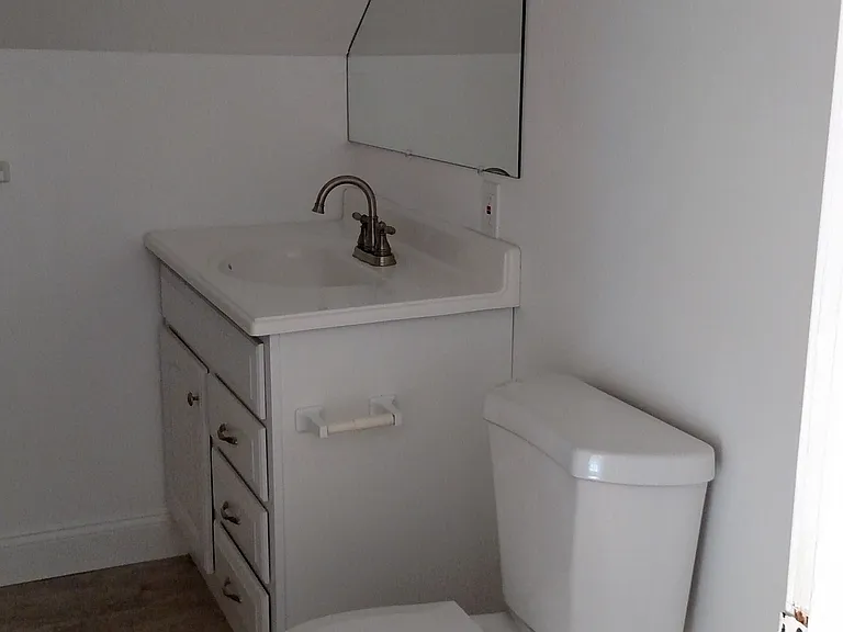 305 Nelson Ave #2 — Photo 8