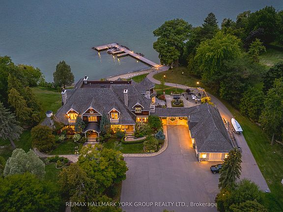 3rd image of 736 Lake Dr N