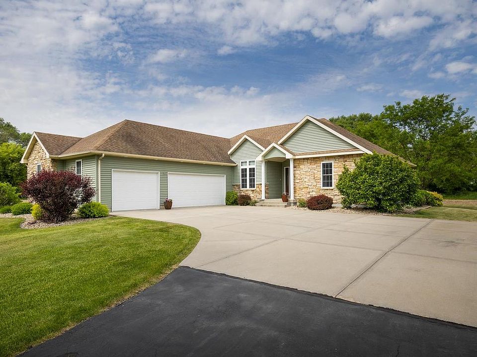 743 Lake Kegonsa Road, Stoughton, WI 53589 Zillow