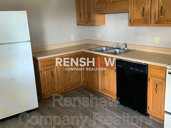 5th image of 239 Greenway St Unit 40