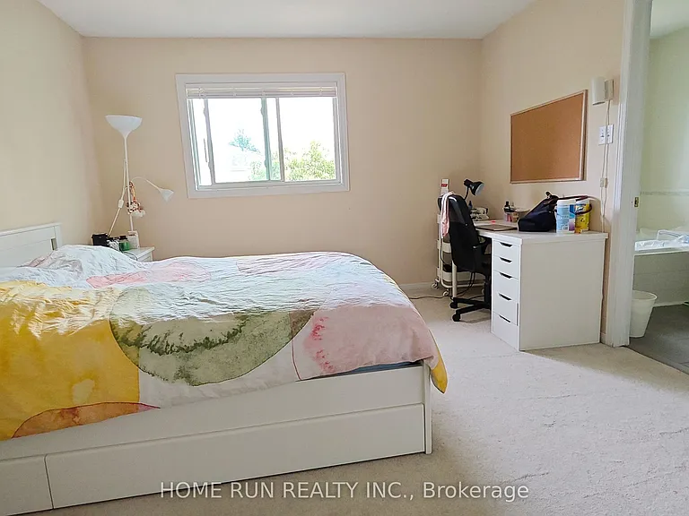 152 Thornbury Cres — Photo 20