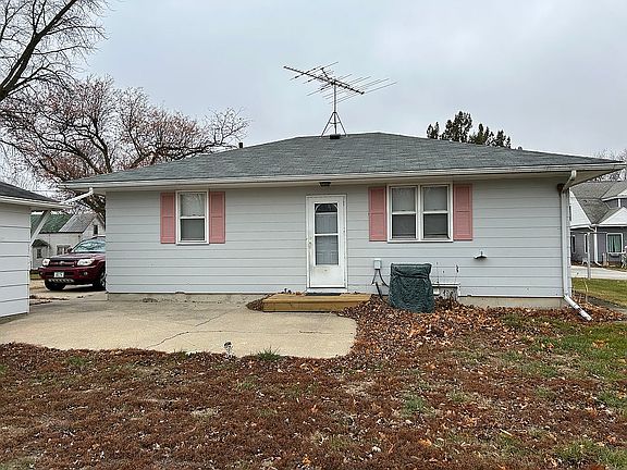 4th image of this home