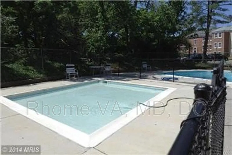 1 bed, 1.0 bath, 695 sqft, $1,700 — Photo 3
