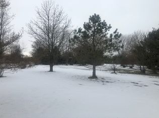 6317 Poorman Rd, Vermilion, OH 44089