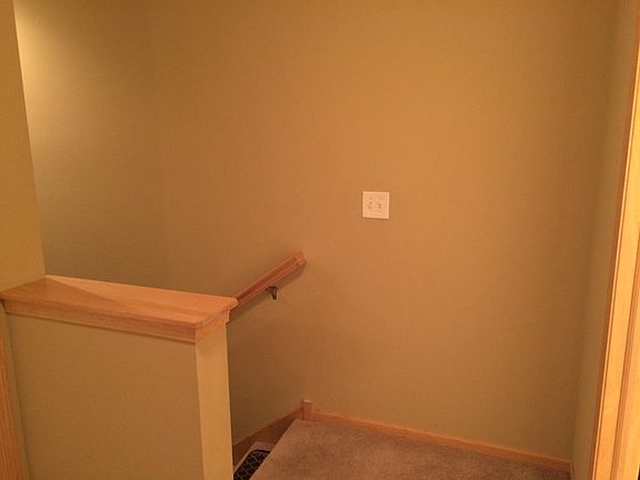 3rd image of 573 Stone Creek Ct
