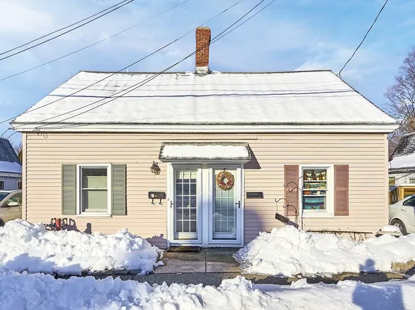 32 Water St, North Andover, MA 01845