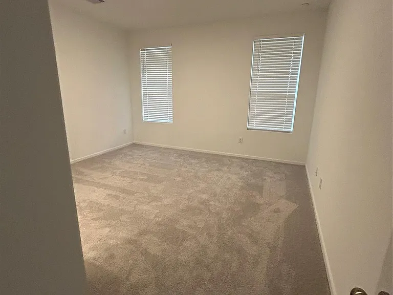 6706 Violet Clover Ave — Photo 13