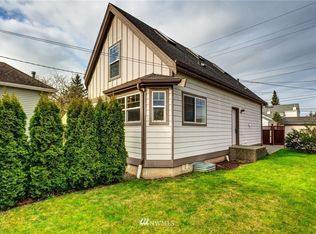 119 E Front St, Lynden, WA 98264