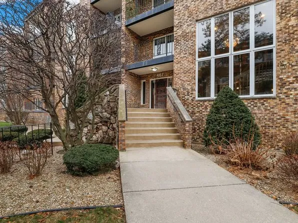 467 Hiawatha Trl APT 107, Wood Dale, IL 60191