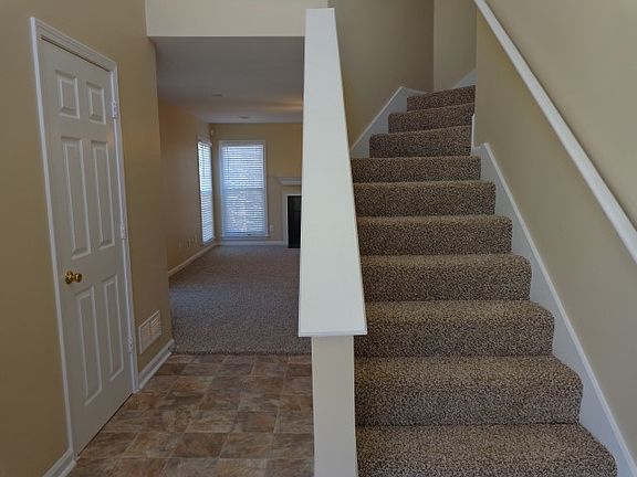 2nd image of 3488 Heatherwood Ct