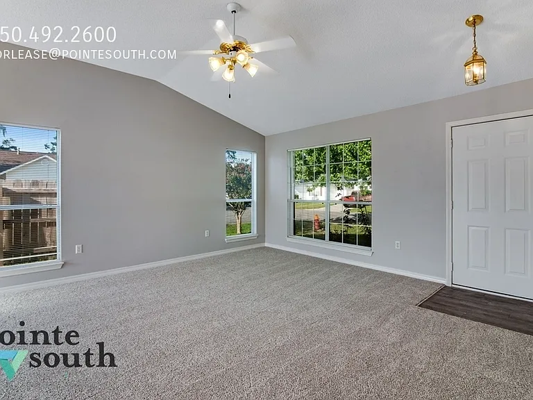 987 John Wayne Cir — Photo 7