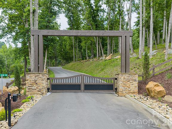3rd image of 9999 Bear View Rd