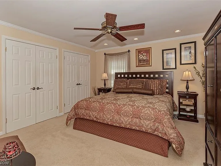 2415 Fenwick Rd — Photo 13