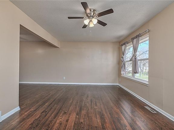 5th image of 1722 N 74th St