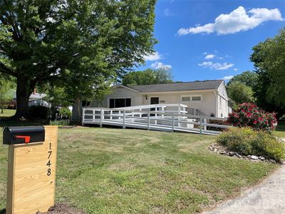 1748 Old West Ln, Gastonia, NC, 28052