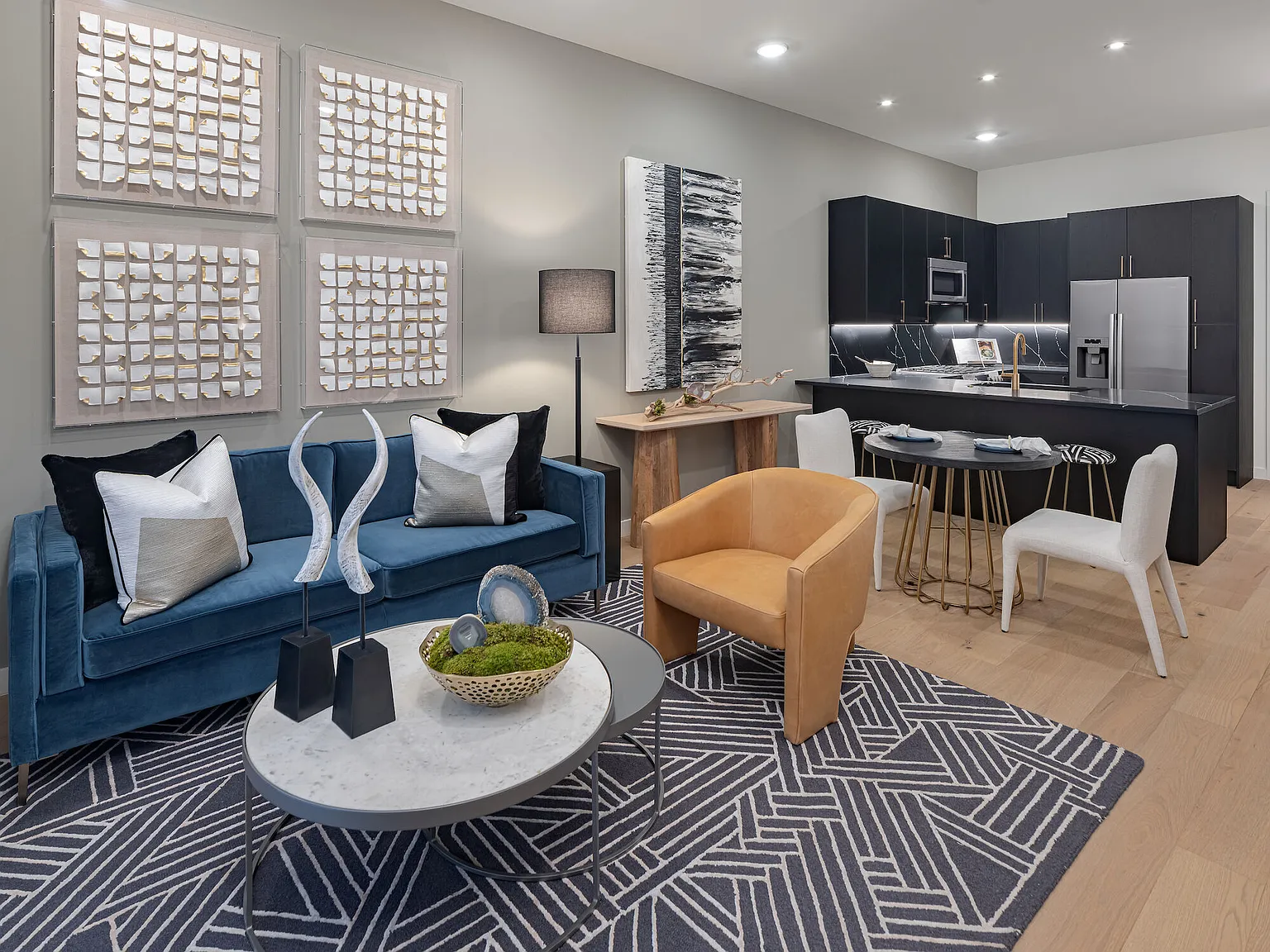 Selene Luxury Residences — Photo 3
